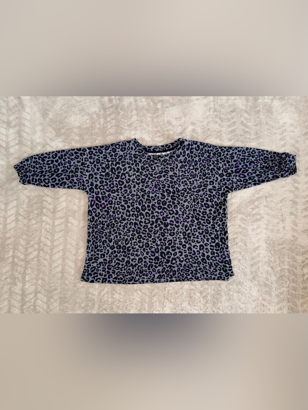 Women’s Simply Vera Wang Edgy Chic Purple Leopard Print Relaxed Knit Size M